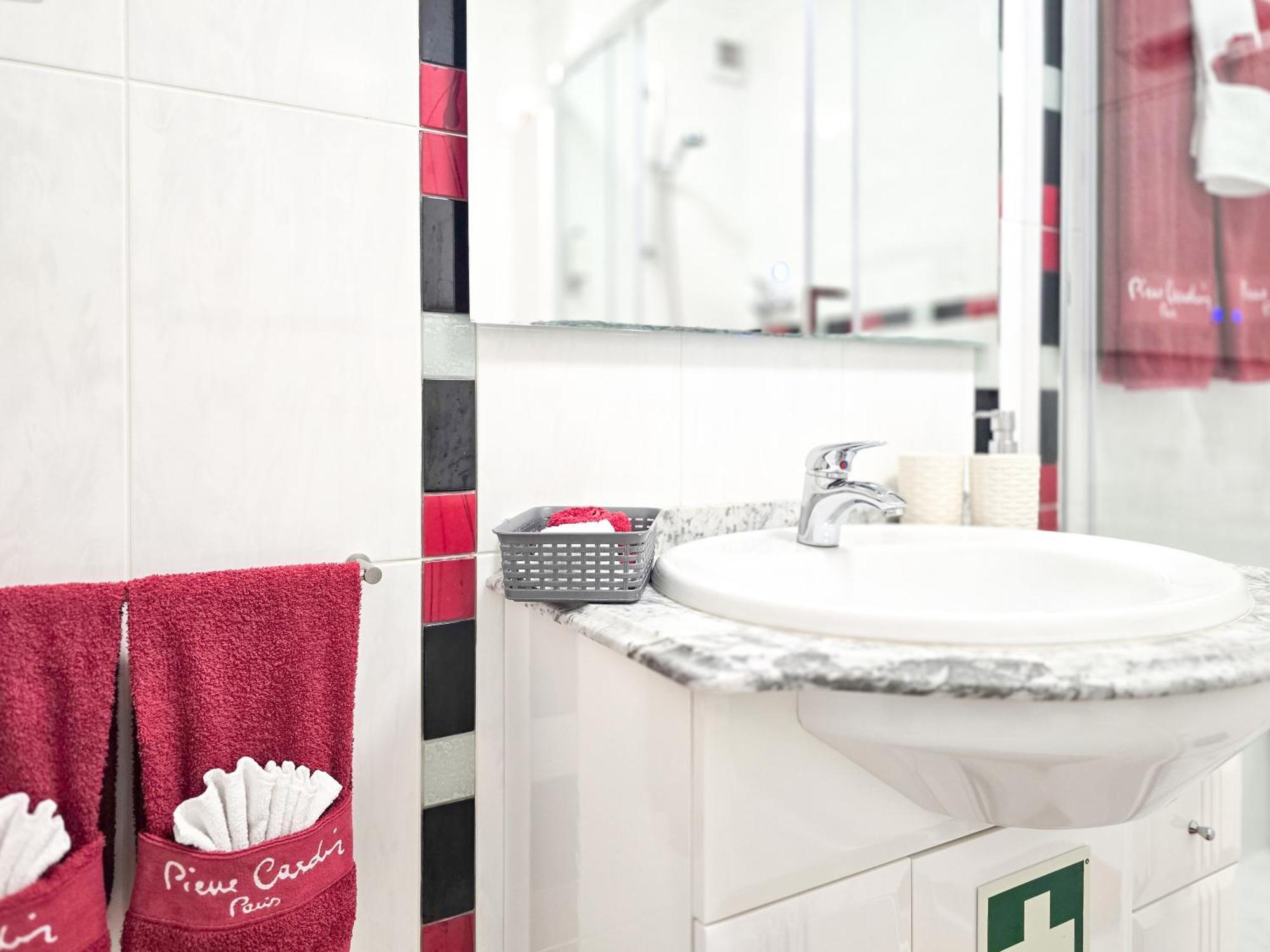 פורטימאו Apartamento Praia Rocha Vista Mar Ambar מראה חיצוני תמונה