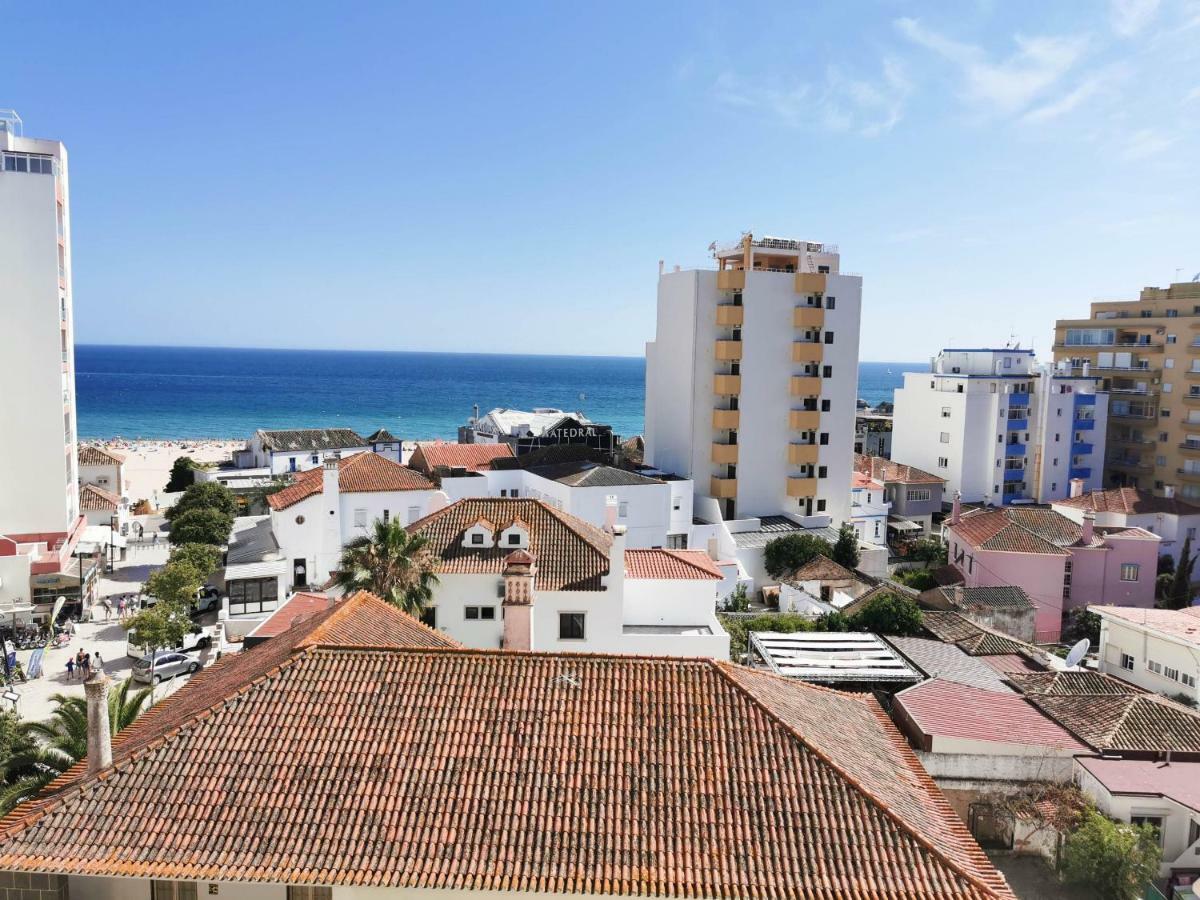 פורטימאו Apartamento Praia Rocha Vista Mar Ambar מראה חיצוני תמונה